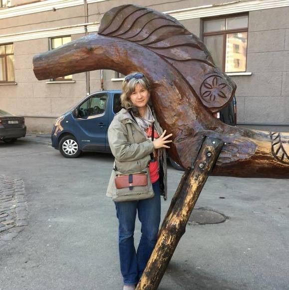 Meet your Posher, Ingrid - Picture 1 of 1